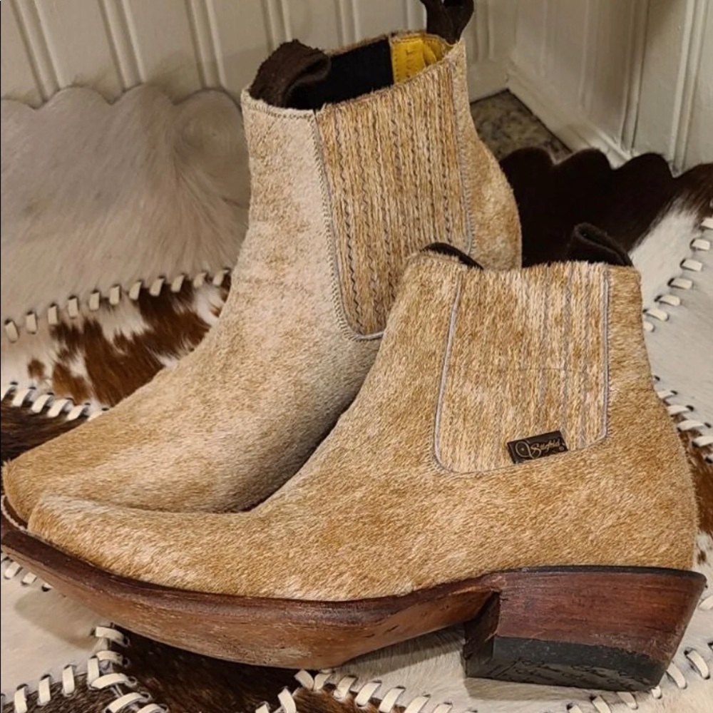 Hair On Hide Stiefeld Ankle Boots